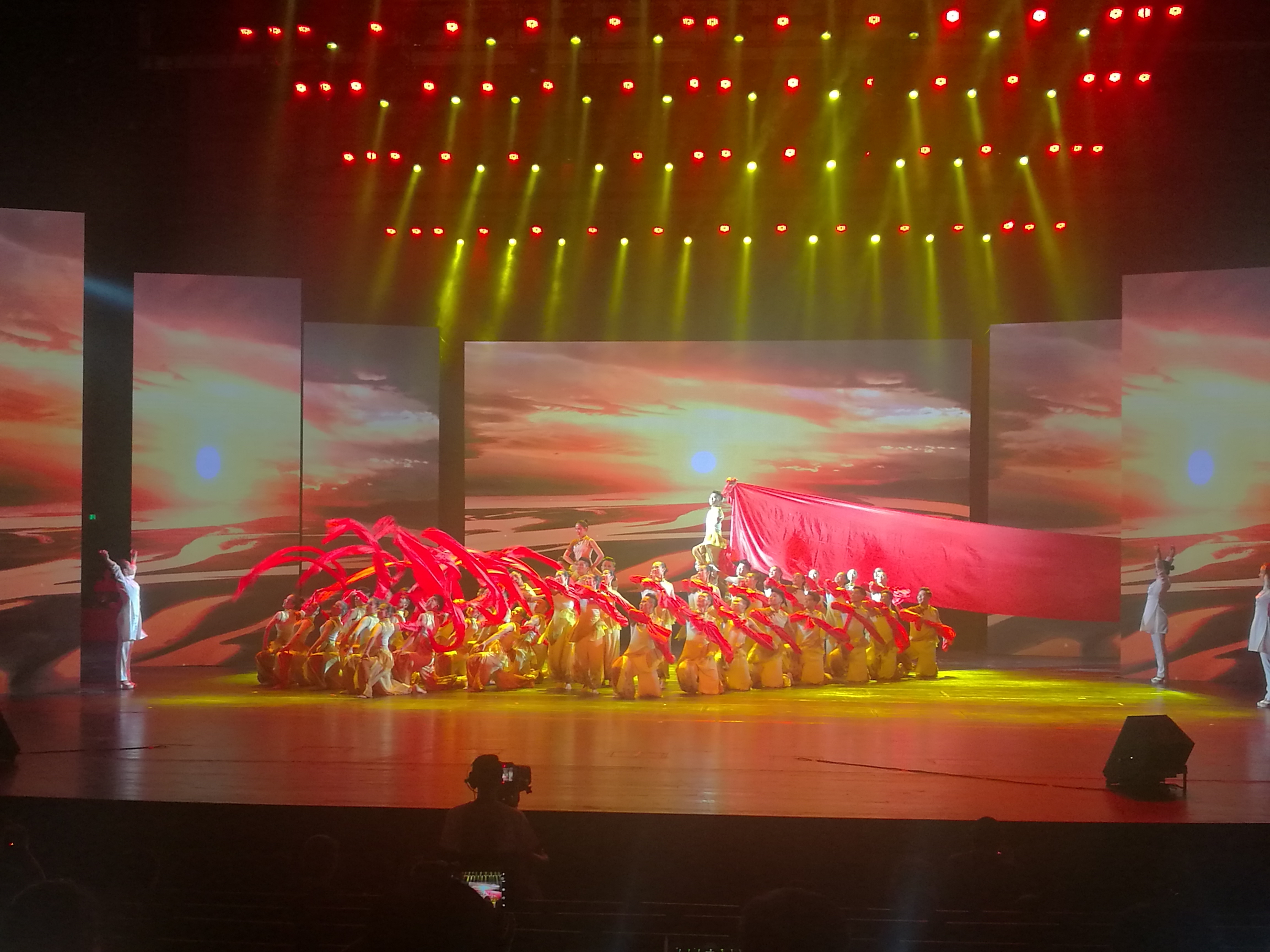 黄河儿女.jpg 黄河儿女.jpg